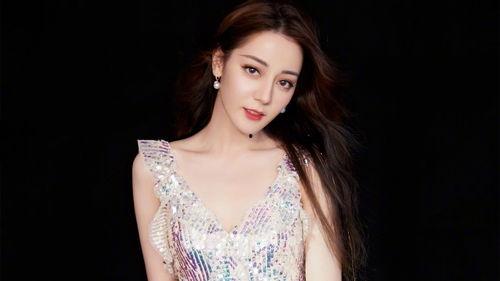 女王受现代明星,跨越时代的璀璨传奇