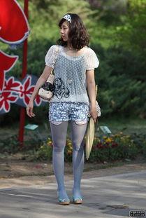 蓝色丝袜少妇图片大全集,探寻蓝色丝袜少妇的独特魅力